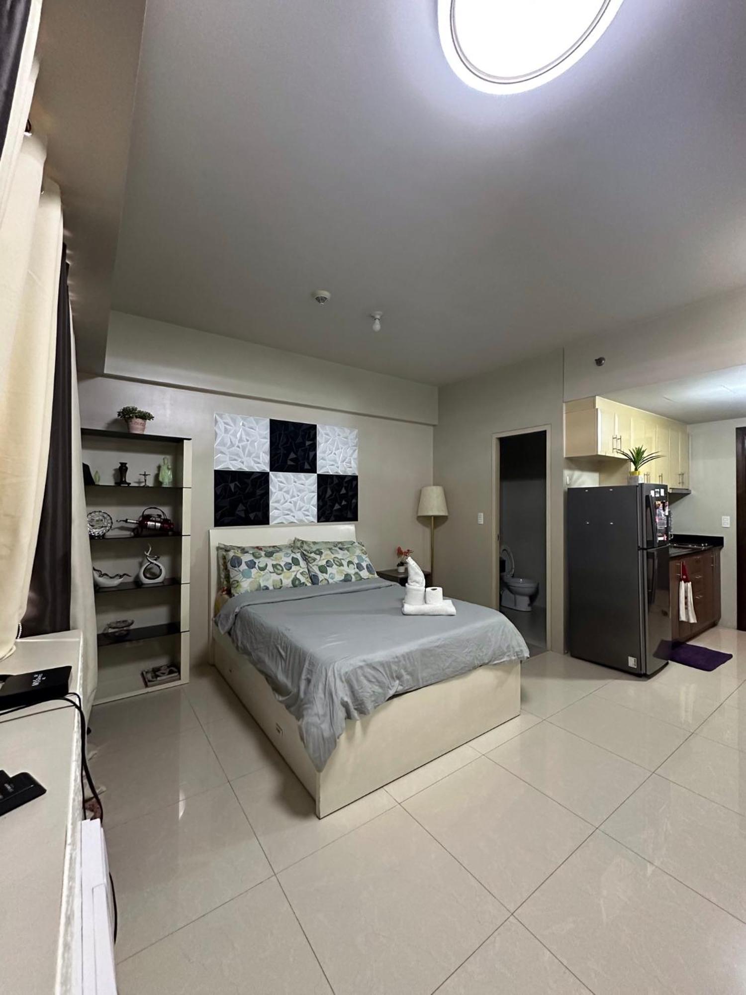 Condo 1 Palm Tree Across Naia T3 Pasay Buitenkant foto